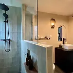 La Maison Rose - Cote Terre By Melrose Holiday home