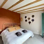 Holiday home La Maison Rose - Cote Terre By Melrose