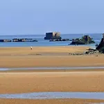 Holiday home La Maison Rose - Cote Terre By Melrose *