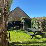 La Maison Rose - Cote Terre By Melrose Holiday home