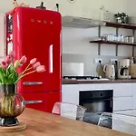 La Maison Rose - Cote Terre By Melrose Holiday home