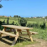 Holiday home La Maison Rose - Cote Terre By Melrose *