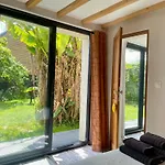 La Maison Rose - Cote Terre By Melrose Holiday home