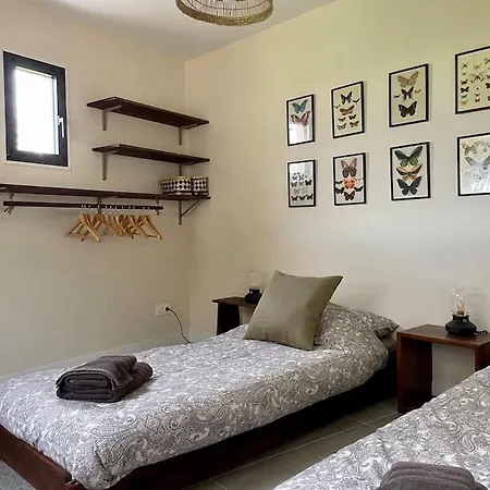 Holiday home La Maison Rose By Melrose Saint-Come-de-Fresne