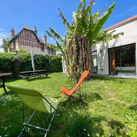 La Maison Rose - Cote Terre By Melrose Casa vacanze