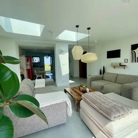 La Maison Rose - Cote Terre By Melrose *