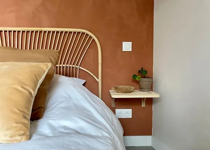 La Maison Rose - Cote Terre By Melrose Semesterbostad