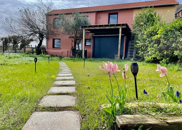 La Maison Rose - Cote Terre By Melrose Semesterbostad *