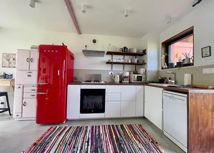 La Maison Rose - Cote Terre By Melrose Semesterbostad *